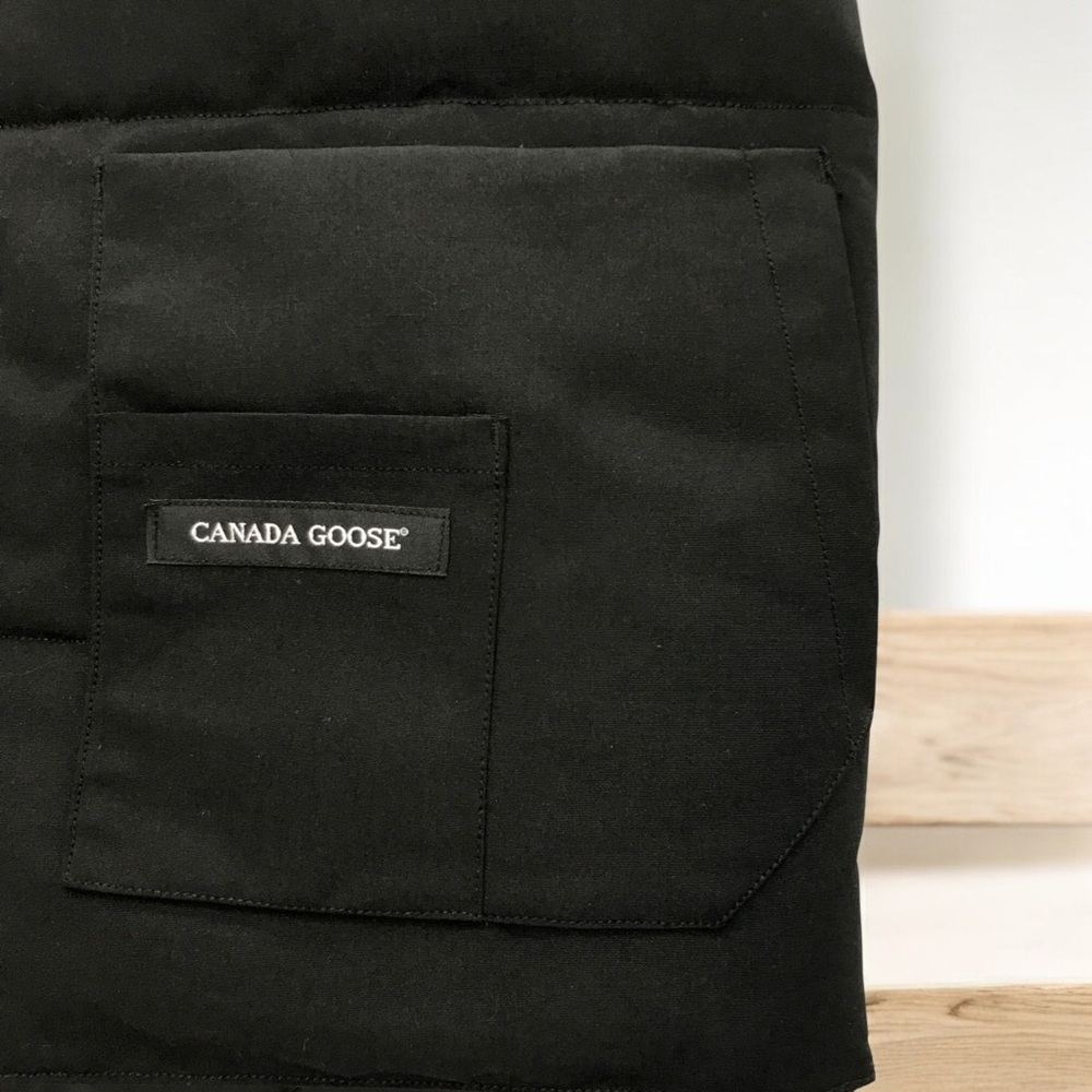 Canada Goose Black Puffer Vest - Picture 5 of 7